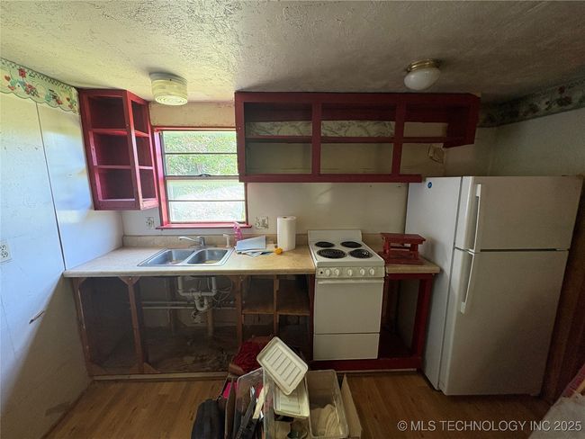 Kitchen | Image 14
