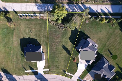 693 Greenfield Rd, Sugar Grove, IL, 60554-9385 | Card Image