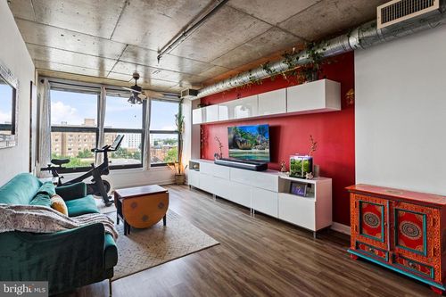 apt-607-2750 14th St Nw, WASHINGTON, DC, 20009-6927 | Card Image
