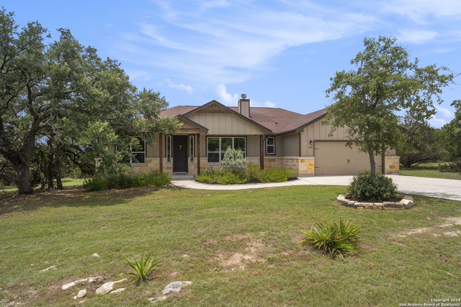 Monarch , Canyon Lake, TX 78133