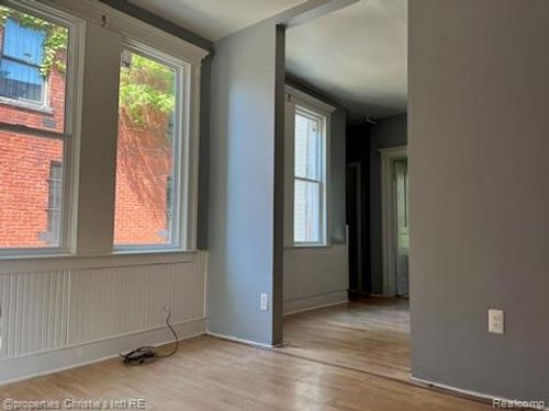 apt-3-4207 4th St, Detroit, MI, 48201-1673 | Card Image