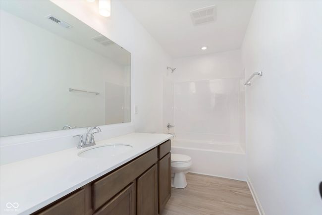 15905 Tharp Woods Dr, House other with 4 bedrooms, 3 bathrooms and null parking in Fishers IN | Image 23