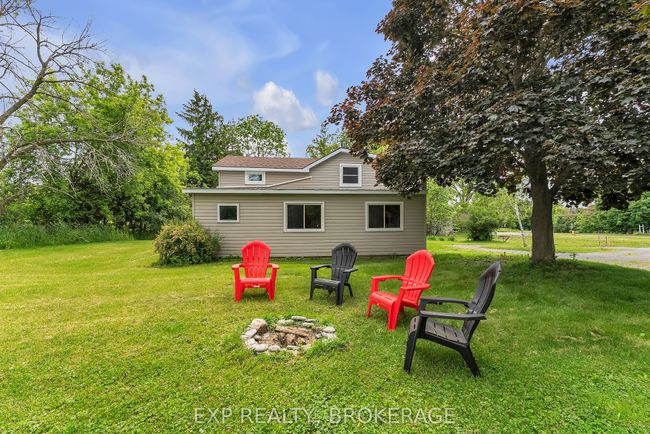 412 Bloomfield Main St, House other with 4 bedrooms, 1 bathrooms and 4 parking in Bloomfield ON | Image 33