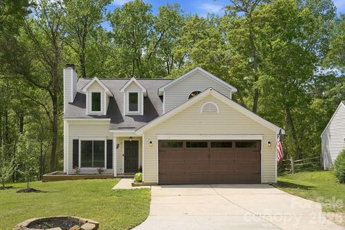 1629 Oak Knoll Ln, Charlotte, NC, 28214-7626 | Card Image