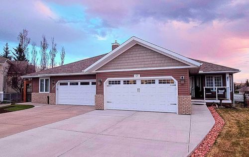 121 Sandstone Crt, Okotoks, AB, T1S1R2 | Card Image