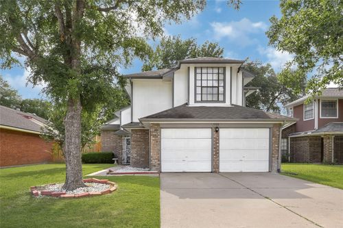 9322 Bristlebrook Dr, Houston, TX, 77083-6190 | Card Image