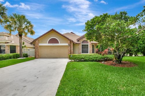 8071 Popash Ct, Boynton Beach, FL, 33472-2905 | Card Image