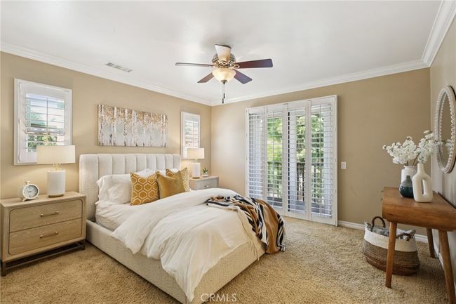Primary suite with private balcony | Image 15