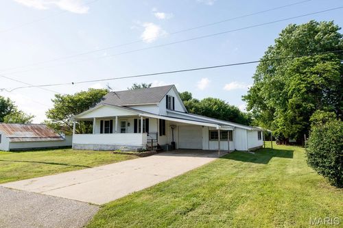 9988 W Wilbur St, Bunker Hill, IL, 62014-2286 | Card Image