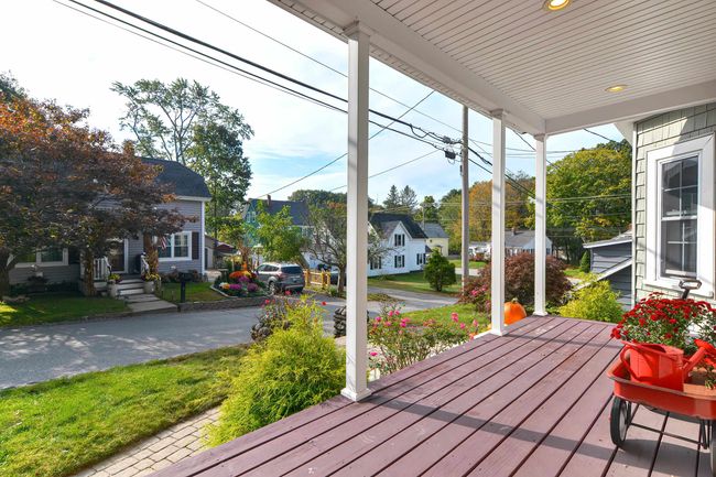 2 Howard St, House other with 3 bedrooms, 2 bathrooms and null parking in Derry NH | Image 4