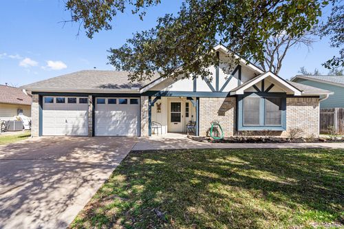2624 Oak Meadow Dr, Round Rock, TX, 78681-7247 | Card Image