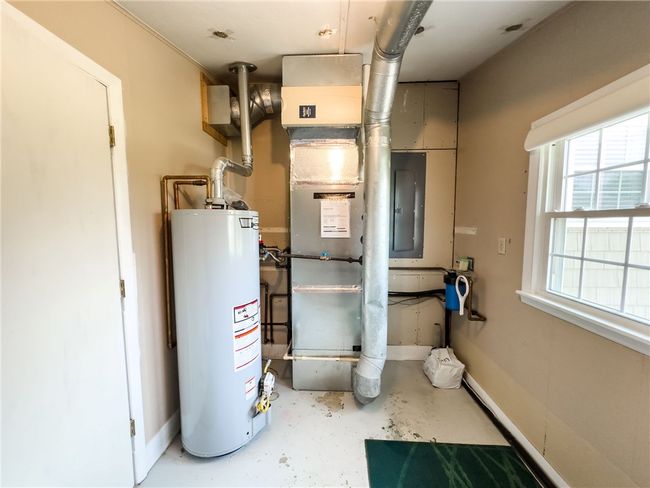 1307 Beech St, House other with 3 bedrooms, 2 bathrooms and null parking in Marshall IL | Image 36