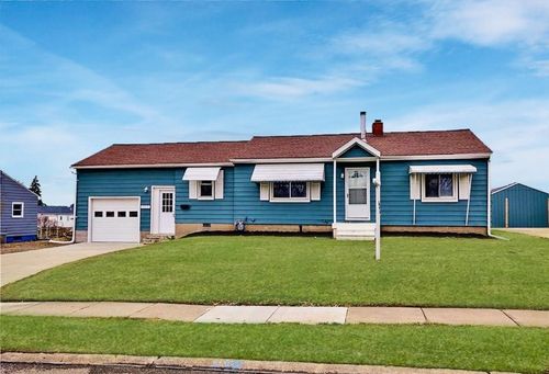 3913 English Ave, Erie, PA, 16510-3746 | Card Image