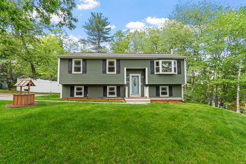 9 Ford Ave, Salem, NH, 03079-1648 | Card Image