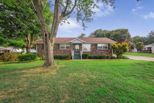 223 Westland St, Portland, TN, 37148-2220 | Card Image