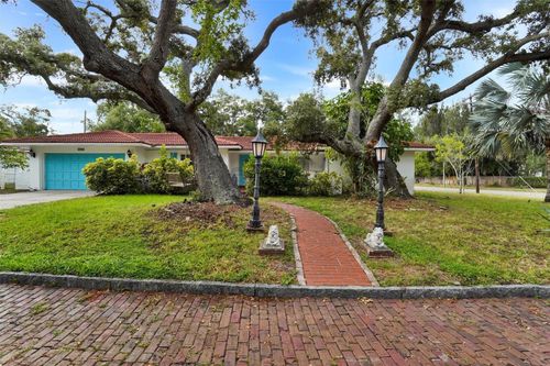 7716 Dartmouth Ave N, ST PETERSBURG, FL, 33710-6738 | Card Image