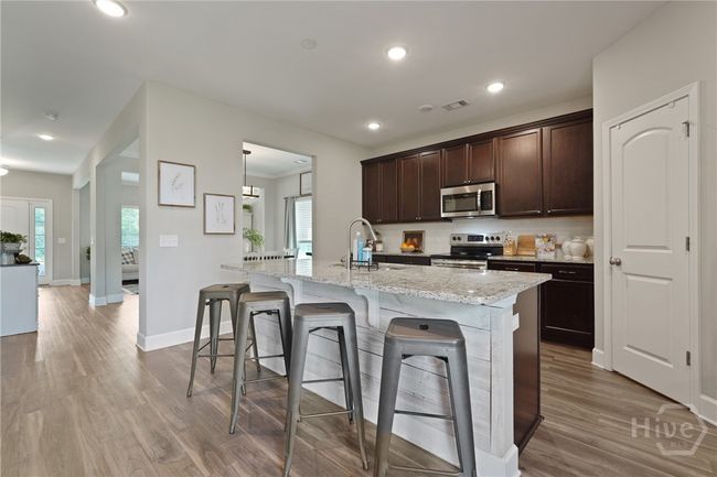 85 James Dr, House other with 4 bedrooms, 3 bathrooms and null parking in Richmond Hill GA | Image 9