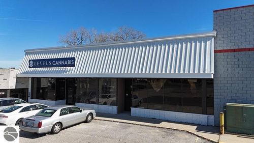 1901 S Mission St, Mt. Pleasant, MI, 48858-5423 | Card Image