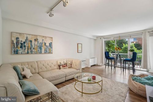 apt-205-730 24th St Nw, WASHINGTON, DC, 20037-2519 | Card Image