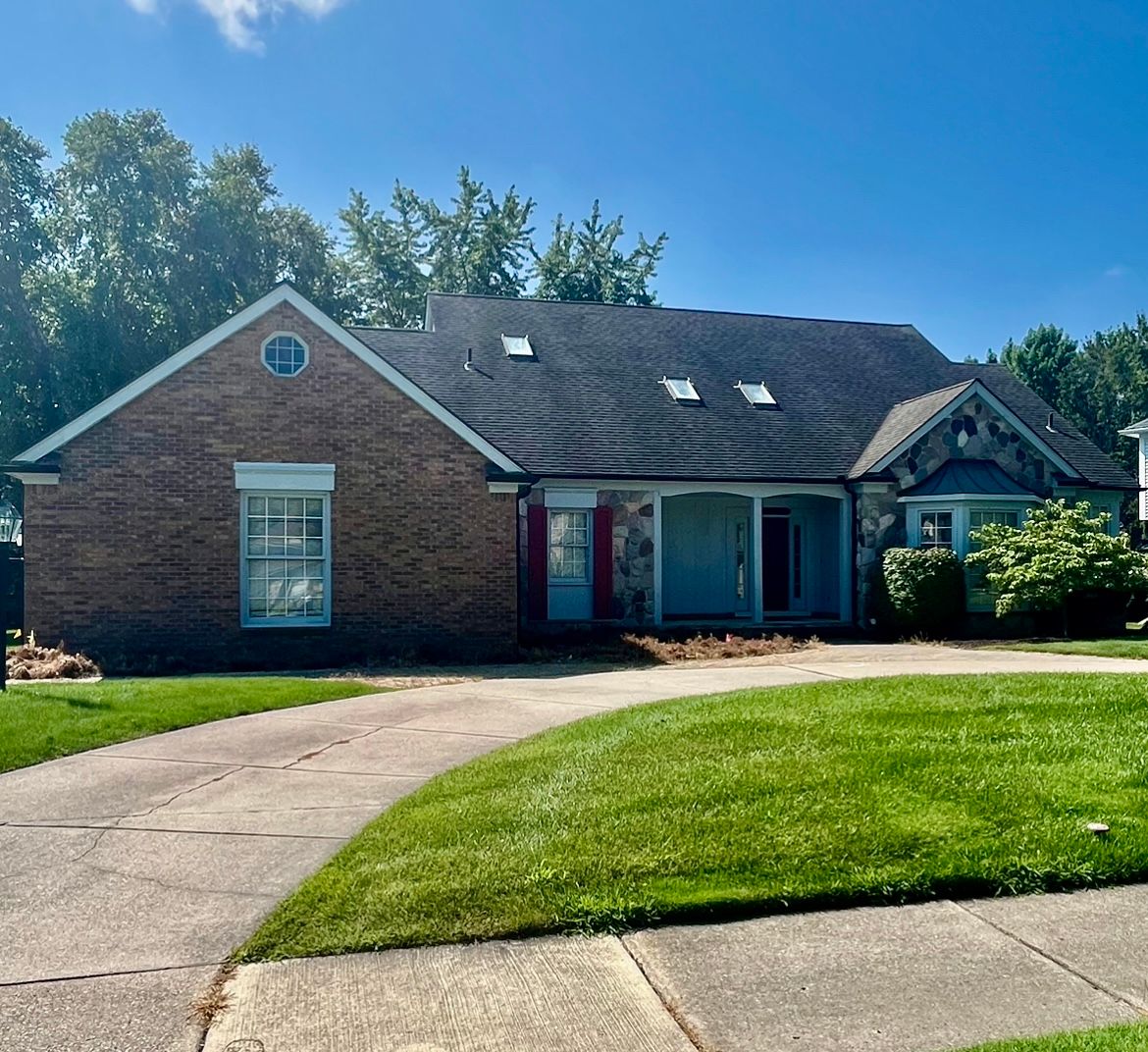 Wayne Rd, Livonia, MI 48152