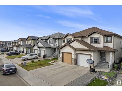 15124 31 St Nw, Home with 3 bedrooms, 4 bathrooms and null parking in Edmonton AB | Image 3