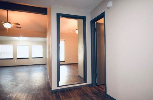 apt-2012-9696 Walnut St, Dallas, TX, 75243-2385 | Card Image