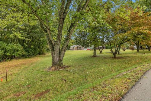 6845 Bizzell Howell Ln, College Grove, TN, 37046-9252 | Card Image