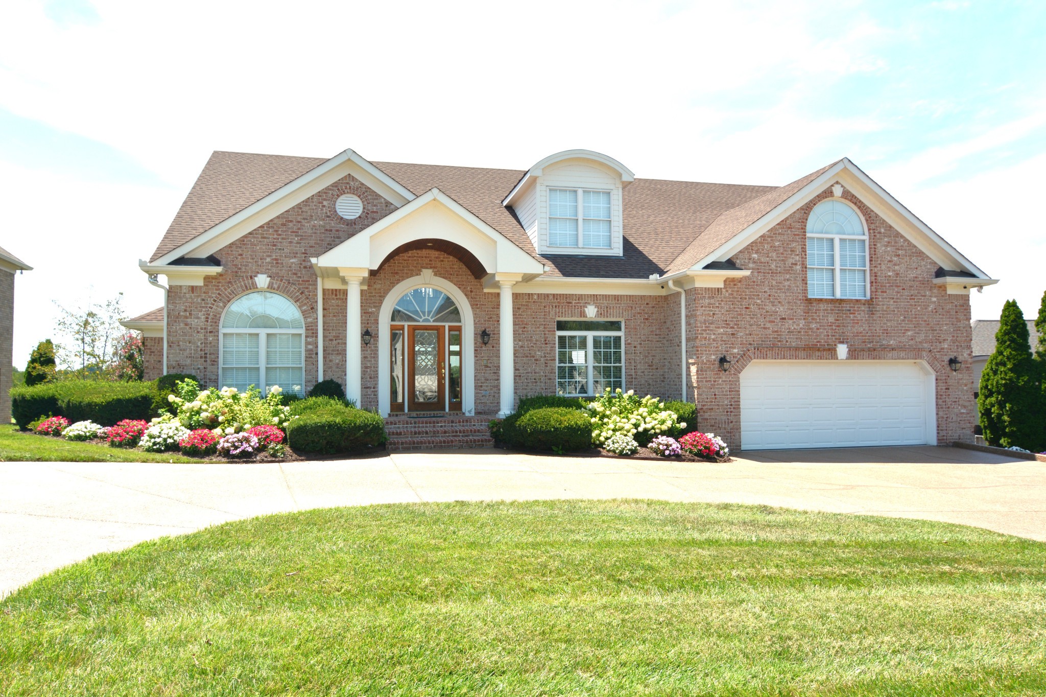 236 Gardenridge Dr, For Sale in Franklin Zoocasa