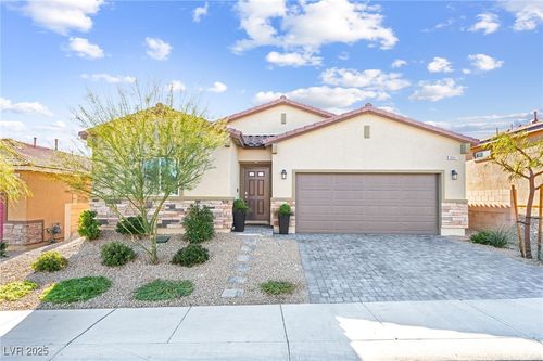 10947 Artisan Ranch Ave, Las Vegas, NV, 89166-6067 | Card Image