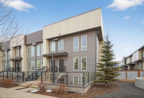 19478 37 St Se, Calgary, AB, T3M2W9 | Card Image