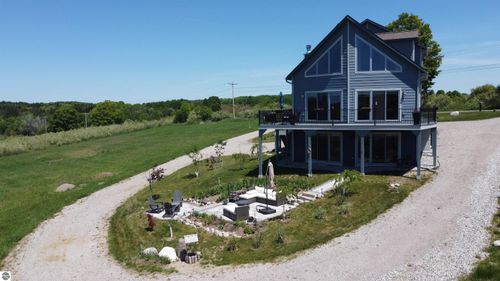 5815 Farrell Rd, Central Lake, MI, 49622-9705 | Card Image