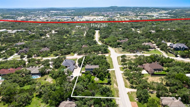 212 Wentworth, House other with 4 bedrooms, 3 bathrooms and null parking in Spring Branch TX | Image 52