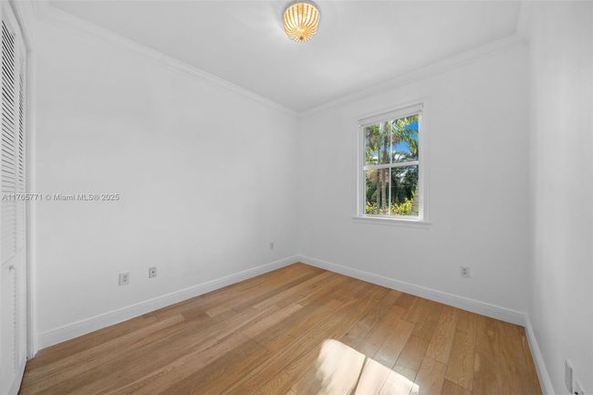 B - 464 Fernwood Rd, Townhouse with 3 bedrooms, 3 bathrooms and null parking in Key Biscayne FL | Image 23