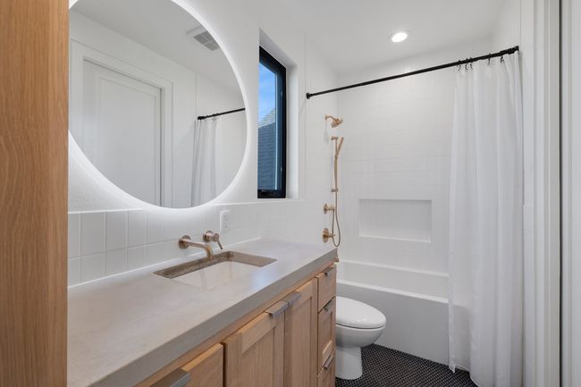 5th Bedroom | Image 33