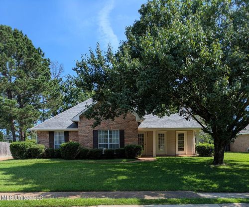 352 S Place Dr, Madison, MS, 39110-7707 | Card Image