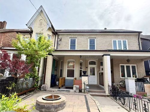 113 Markham St, Toronto, ON, M6J2G4 | Card Image