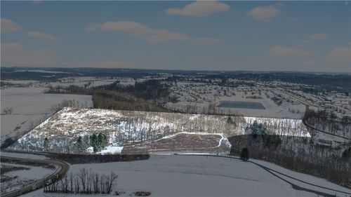 3942 Potato Garden Run Rd, Imperial, PA, 15126-2157 | Card Image