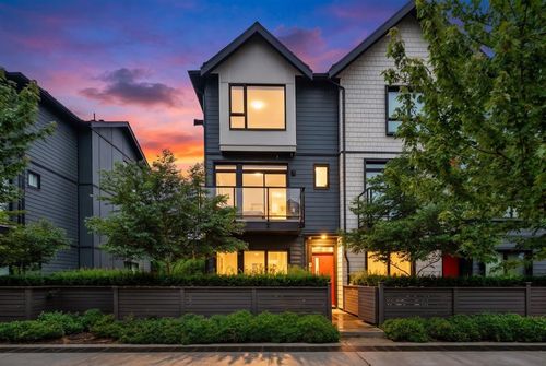 105-4662 Hemlock Way, Tsawwassen, BC, V4M0G1 | Card Image