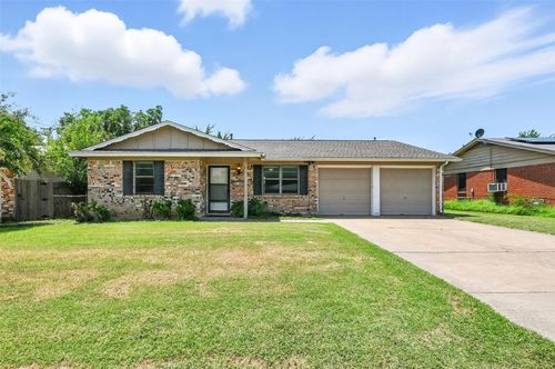 509 Nw Renfro St, Burleson, TX, 76028-3428 | Card Image
