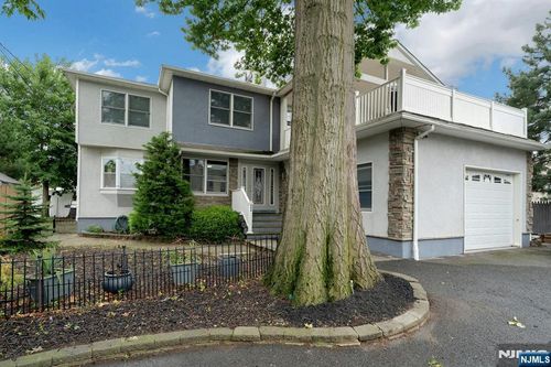 444 Riverside Ave, Lyndhurst, NJ, 07071-2323 | Card Image