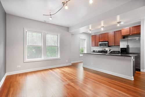 apt-2-7361 N Ashland Blvd, Chicago, IL, 60626-6804 | Card Image