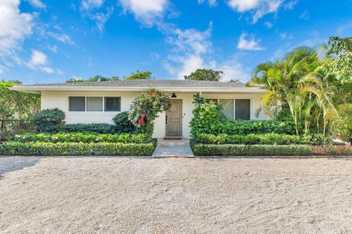 246 Gray St, West Palm Beach, FL, 33405-4706 | Card Image