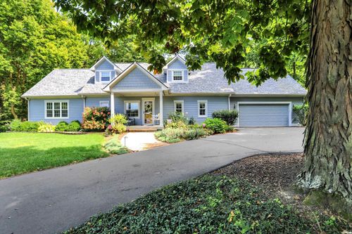 4371 N Banta Rd, Bargersville, IN, 46106-8818 | Card Image