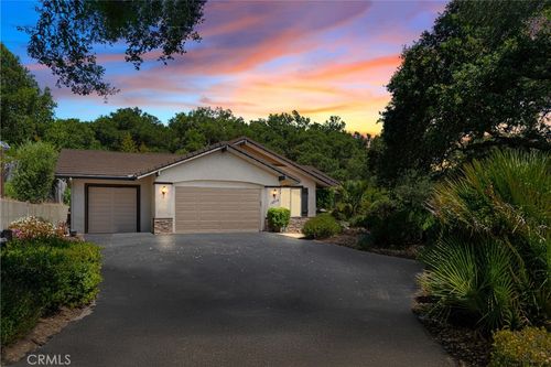 12703 Paso Verde Ct, Atascadero, CA, 93422-1864 | Card Image