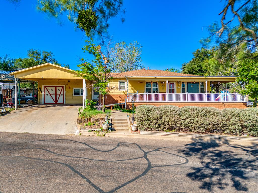 Monroe St, San Angelo, TX 76901
