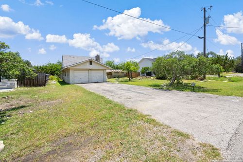 771 Mockingbird Cv, Spring Branch, TX, 78070-5225 | Card Image