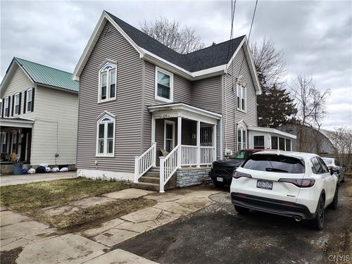 119 1st Ave, Frankfort, NY, 13340-1204 | Card Image