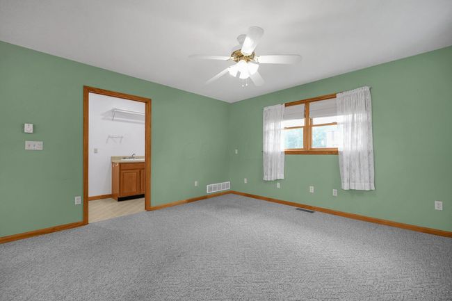 3060 Broad St, House other with 4 bedrooms, 3 bathrooms and null parking in West Rushville OH | Image 14