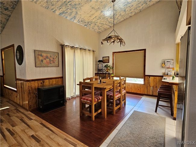Dining Area | Image 5