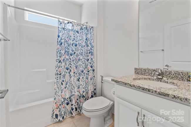 Full Hall Bathroom | Image 31